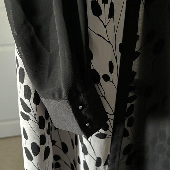 DKNY | Black/Ivory Print Shirt Dress | Size Medium - Picture 6 of 7